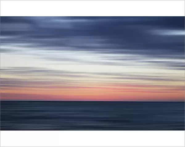 dark blue sea blur