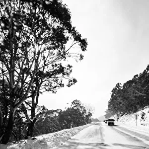 Driving through the snowy mountains of Thredbo