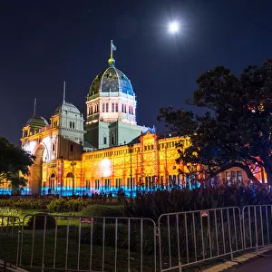 The Royal exhibition building lights up in White Night festival 2016