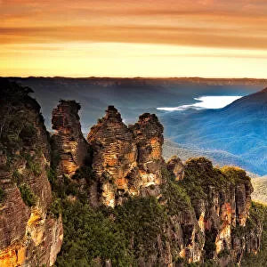 Australian Landmarks Framed Print Collection: The Three Sisters, Blue mountains