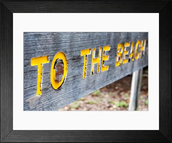 Framed Print : To The Beach Sign Framed Print : To The Beach Sign