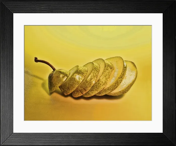 Framed Print : Pear on side sliced