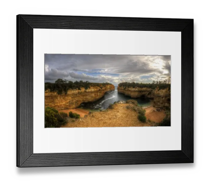 Framed Print : Great Ocean Road deep cliffs and secluded bay Framed Print : Great Ocean Road deep cliffs and secluded bay