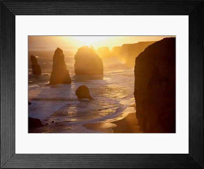 Framed Print : A golden sunset at the Twelve Apostles