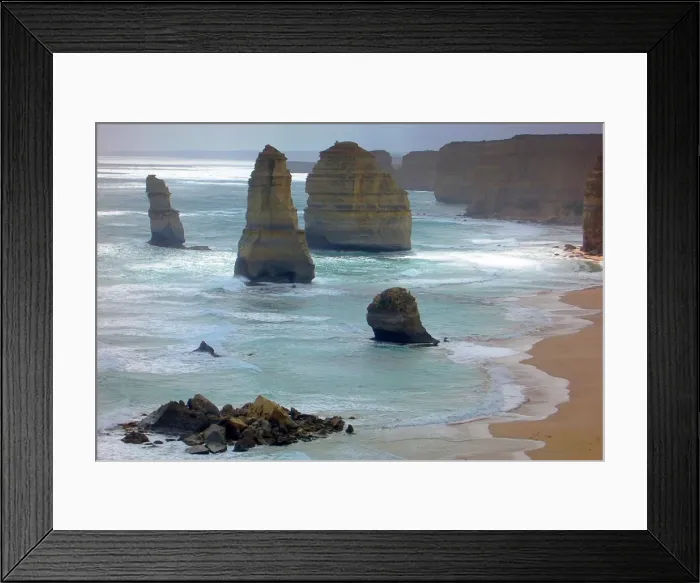 Framed Print : Twelve Apostles, Australia Framed Print : Twelve Apostles, Australia