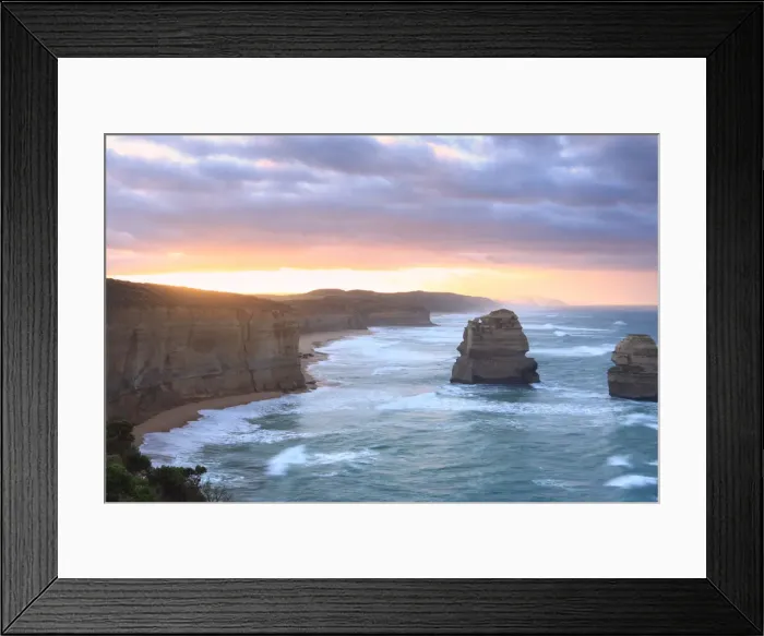 Framed Print : The sunrise in Twelve Apostle Framed Print : The sunrise in Twelve Apostle