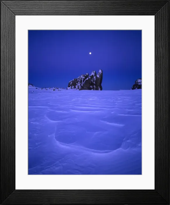 Framed Print : Australia, New South Wales, moon over Ramshead Range, dusk