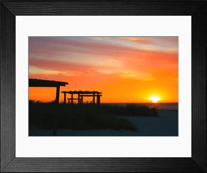 Framed Print : Beach hut sunset in Coral Bay, Western Australia Framed Print : Beach hut sunset in Coral Bay, Western Australia