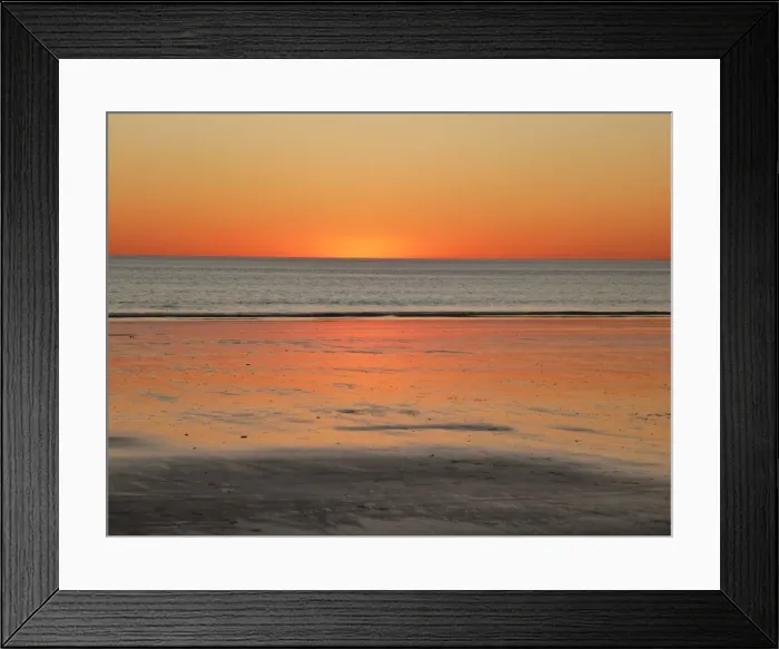 Framed Print : A beautiful Cable Beach Sunset, Broome, Australia Framed Print : A beautiful Cable Beach Sunset, Broome, Australia