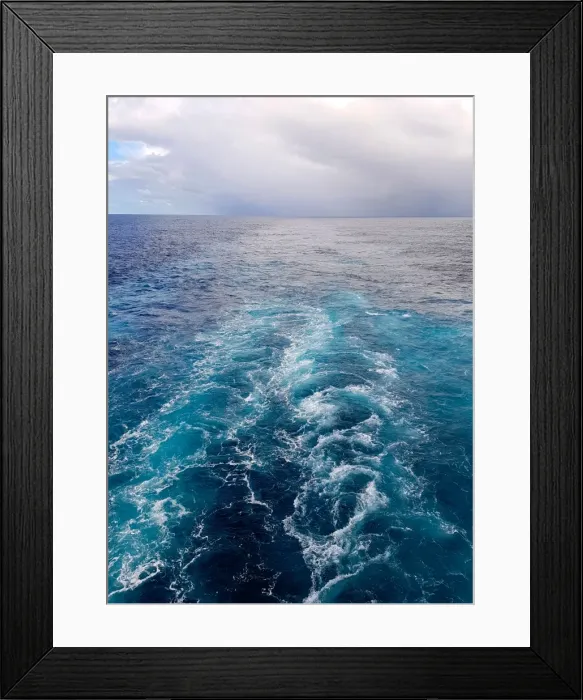 Framed Print : Nothing but sea on a cruise of Western Australia Framed Print : Nothing but sea on a cruise of Western Australia