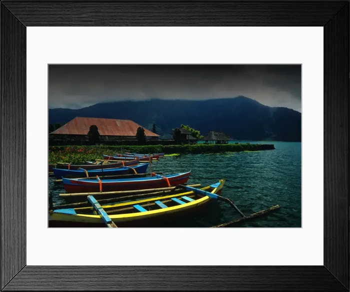 Framed Print : Lake Bratan, in the mountainous region on the island of Bali, Indonesia