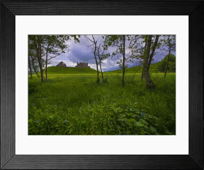 Framed Print : A view of Ruthven Barracks, Badenoch, Scotland, United Kingdom Framed Print : A view of Ruthven Barracks, Badenoch, Scotland, United Kingdom