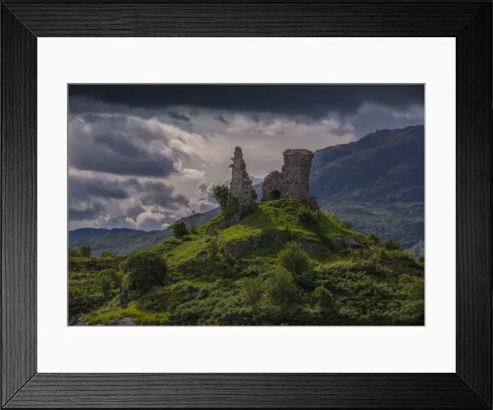 Framed Print : Ruined castle, Kyleakin, Isle of Skye, Scotland, United Kingdom
