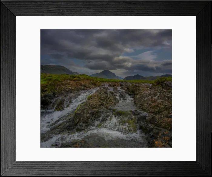 Framed Print : A view to the mountain range know as the Cuillins on the Isle of Skye, Inner Hebrides, Scotland Framed Print : A view to the mountain range know as the Cuillins on the Isle of Skye, Inner Hebrides, Scotland
