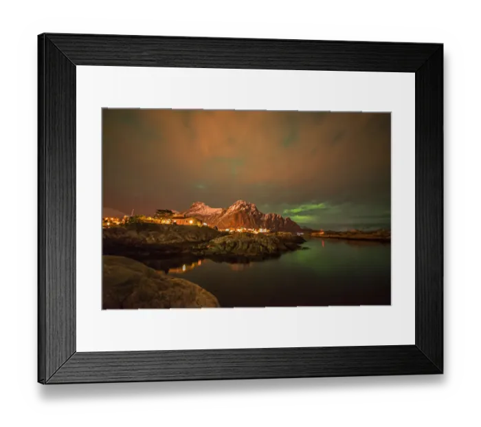 Framed Print : A winter scene in Svelvaar, Lofoten Peninsular, Norway Framed Print : A winter scene in Svelvaar, Lofoten Peninsular, Norway