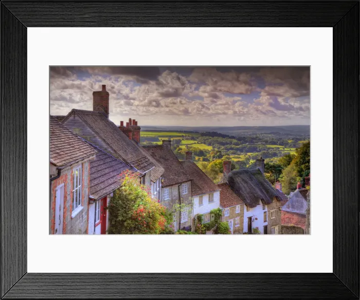 Framed Print : Famous Gold Hill View, Shaftsbury