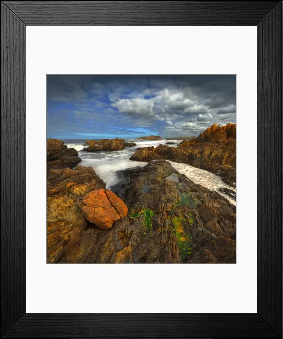 Framed Print : The pristine and wild Tarkine wilderness area and coastline, Tasmania, Australia