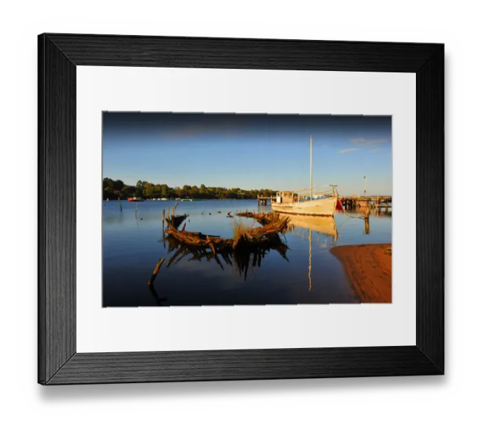 Framed Print : Strahan harbour and coastline, south western area of Tasmania, Australia Framed Print : Strahan harbour and coastline, south western area of Tasmania, Australia