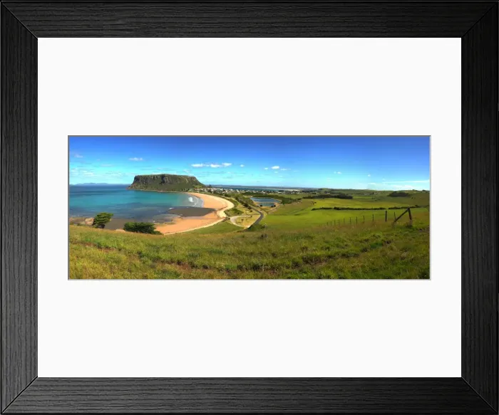 Framed Print : View to circular head, Stanley, north west coastline of Tasmania, Australia