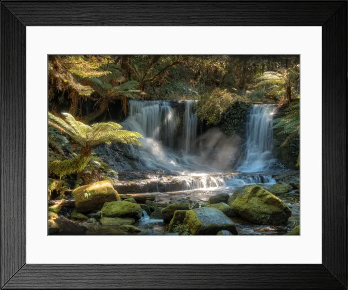 Framed Print : Horseshoe Falls in the rainforest of the Mount field National Park, southern Tasmania