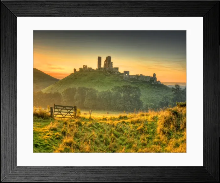 Framed Print : A countryside view near Corfe Castle, Isle of Purbeck, Dorset, England