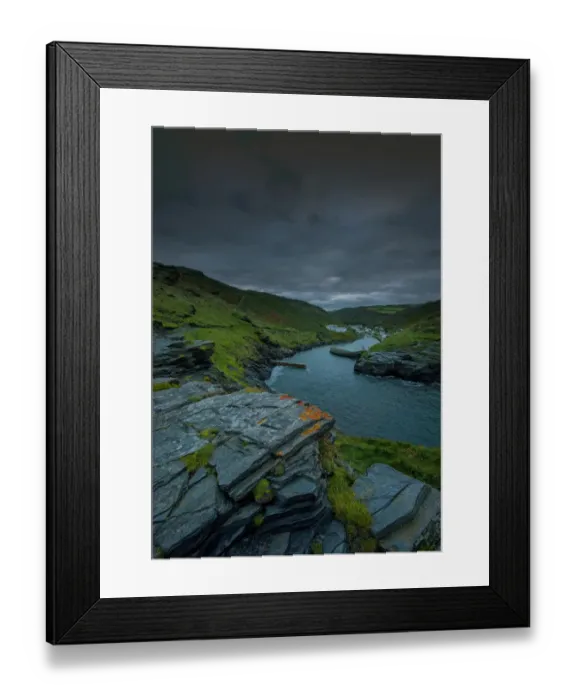 Framed Print : Boscastle Harbour, Cornwall, england Framed Print : Boscastle Harbour, Cornwall, england