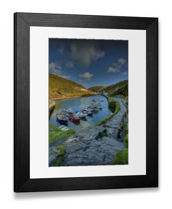 Framed Print : Boscastle Harbour, Cornwall, england Framed Print : Boscastle Harbour, Cornwall, england