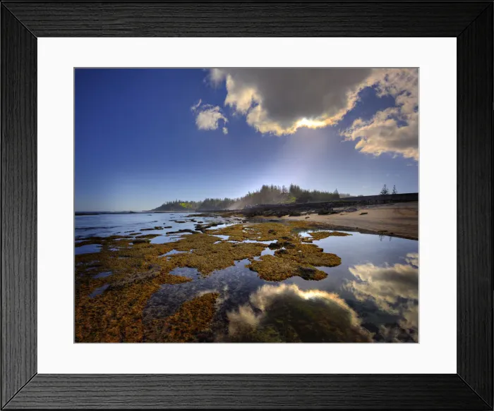 Framed Print : Low tide exposes the coral reef in Slaughter bay, at Kingston, Norfolk Island