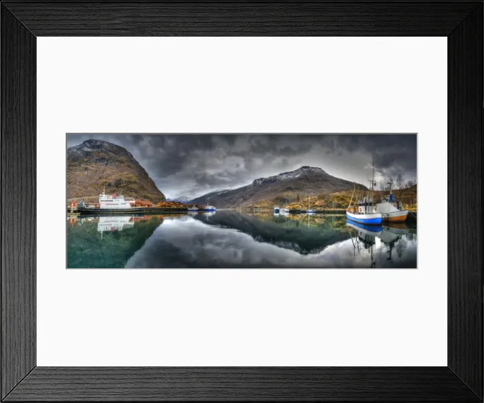Framed Print : Flam in Winter