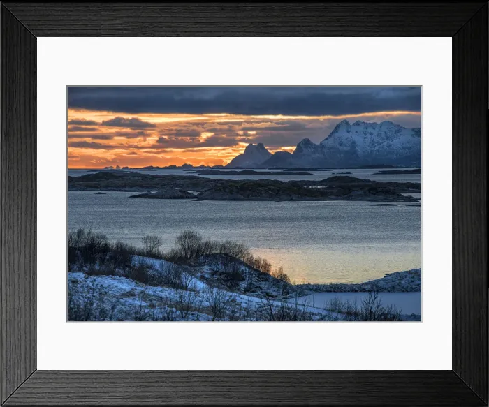 Framed Print : Vestvagoy Dusk
