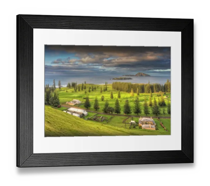 Framed Print : Morning light over the Kingston Gold course