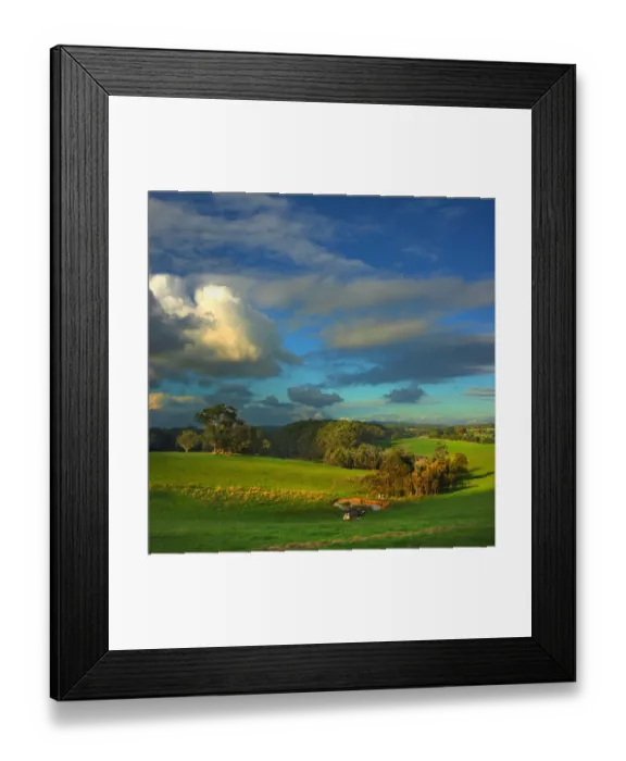 Framed Print : Countryside landscape near Toora, south Gippsland, Victoria, Australia Framed Print : Countryside landscape near Toora, south Gippsland, Victoria, Australia