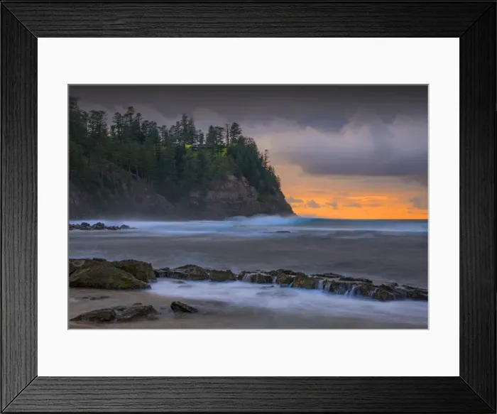 Framed Print : Breaking Surf Cemetery Bay