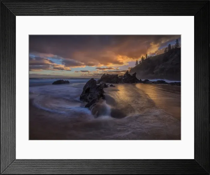 Framed Print : Pacific Ocean colours Framed Print : Pacific Ocean colours