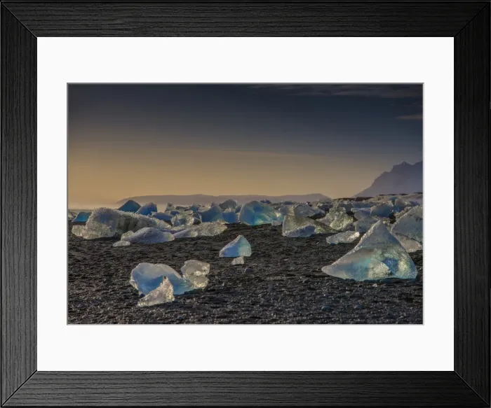 Framed Print : The black volcanic beach at Jokulsarlon in winter, southern Iceland Framed Print : The black volcanic beach at Jokulsarlon in winter, southern Iceland