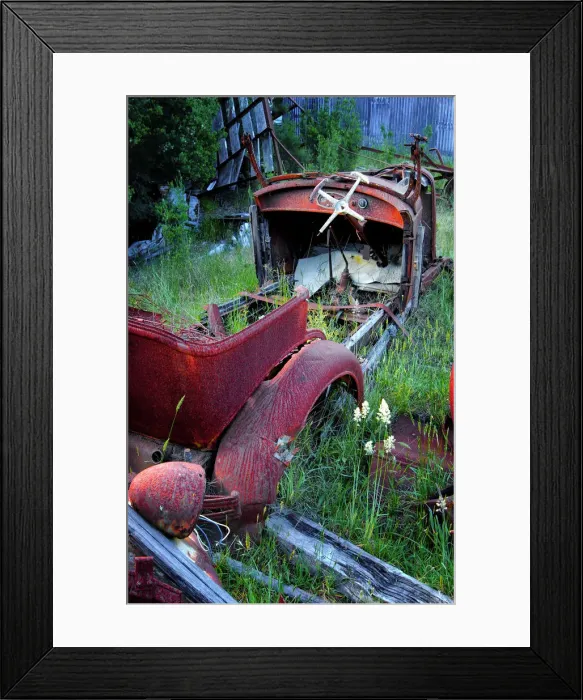 Framed Print : Old and rusting machinery on Flinders Island, Bass Strait, Tasmania, Australia