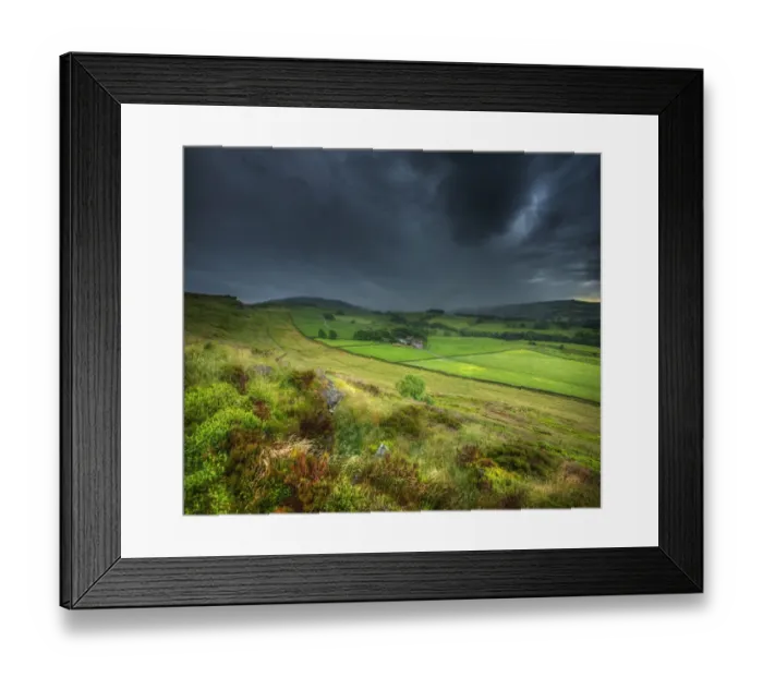 Framed Print : Peak district countryside views, England, United Kingdom Framed Print : Peak district countryside views, England, United Kingdom