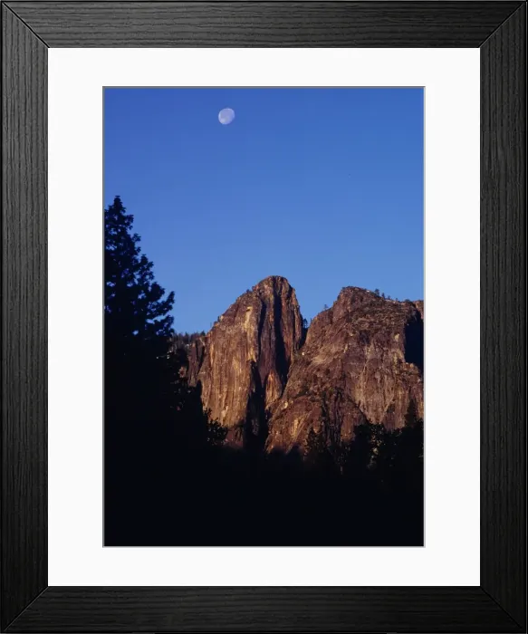 Framed Print : Spring-time in the Yosemite National Park, California, southern United States of America