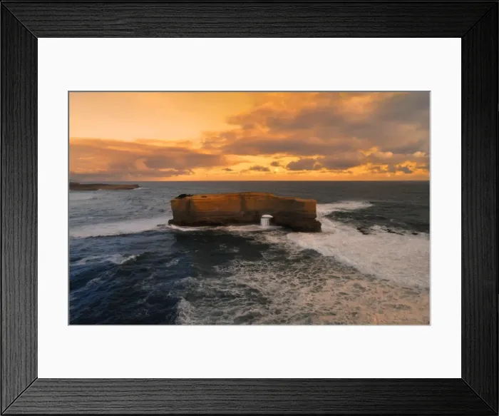 Framed Print : Shipwreck coastline, western Victoria, Australia Framed Print : Shipwreck coastline, western Victoria, Australia