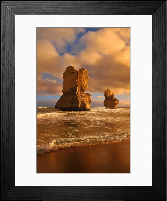 Framed Print : Shipwreck coastline, western Victoria, Australia
