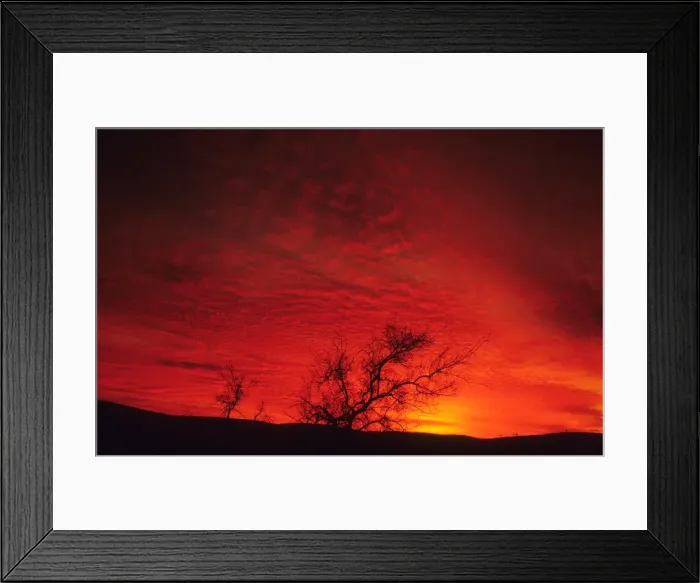 Framed Print : Sunrise of red in the Flinders Ranges, outback South Australia Framed Print : Sunrise of red in the Flinders Ranges, outback South Australia