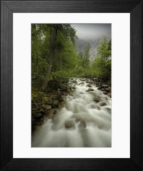 Framed Print : A view of the Merced River in Yosemite national Park, California, USA