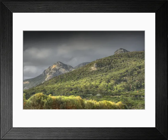 Framed Print : A view to the Strzelecki range, Flinders Island, part of the Furneaux group, eastern Bass Strait, Tasmania