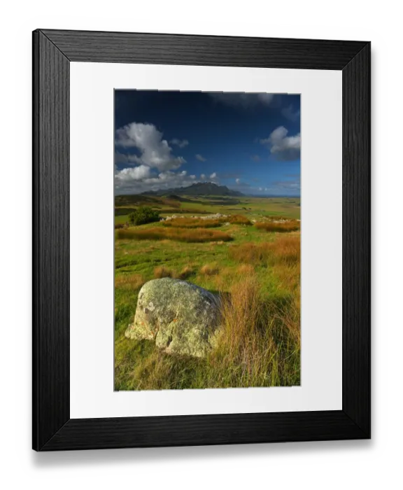 Framed Print : A view to the Strzelecki range, Flinders Island, part of the Furneaux group, eastern Bass Strait, Tasmania Framed Print : A view to the Strzelecki range, Flinders Island, part of the Furneaux group, eastern Bass Strait, Tasmania