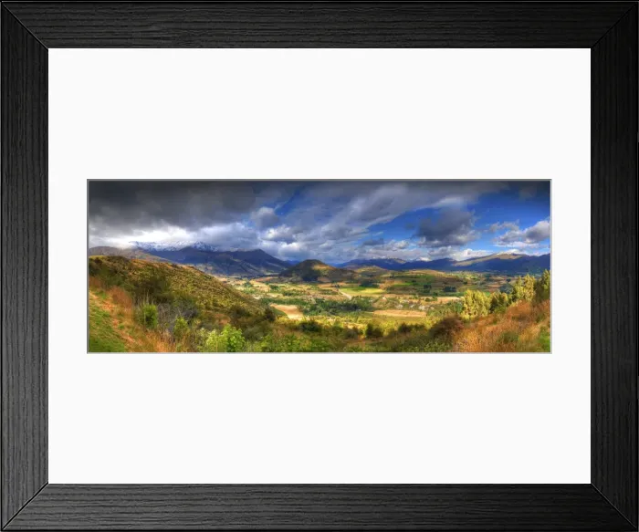 Framed Print : A panorama of the Cardrona valley showing the beautiful autumn colours, south island, New Zealand Framed Print : A panorama of the Cardrona valley showing the beautiful autumn colours, south island, New Zealand