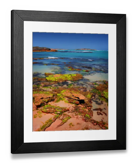 Framed Print : Coastal view near Beachport, A small fishing community in South Australia Framed Print : Coastal view near Beachport, A small fishing community in South Australia