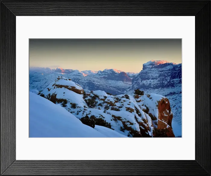 Framed Print : A winter scene in Arches national Park, Moab, Utah, USA Framed Print : A winter scene in Arches national Park, Moab, Utah, USA