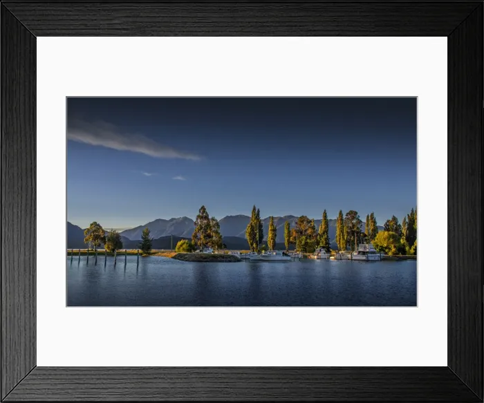 Framed Print : Lake Te-Anau, south island, New Zealand Framed Print : Lake Te-Anau, south island, New Zealand