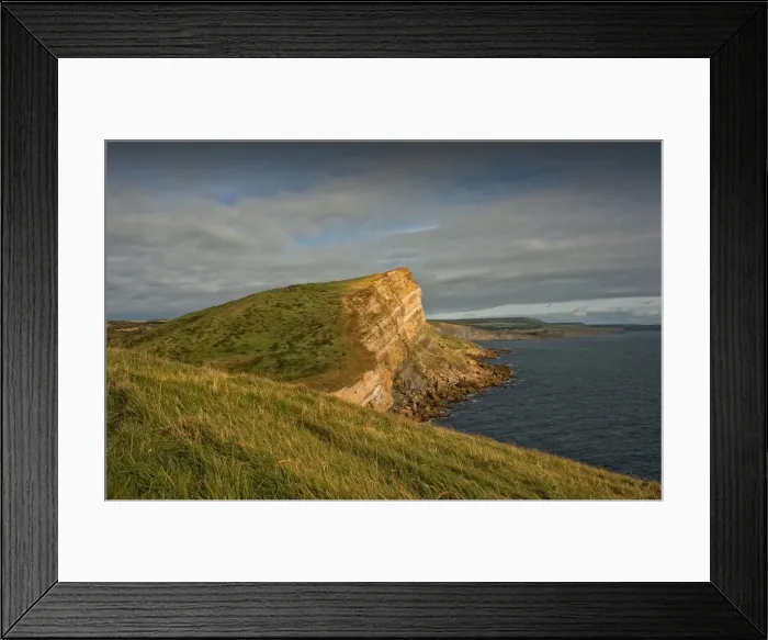Framed Print : Worbarrow bay on the Dorset Jurassic coastline, south west England