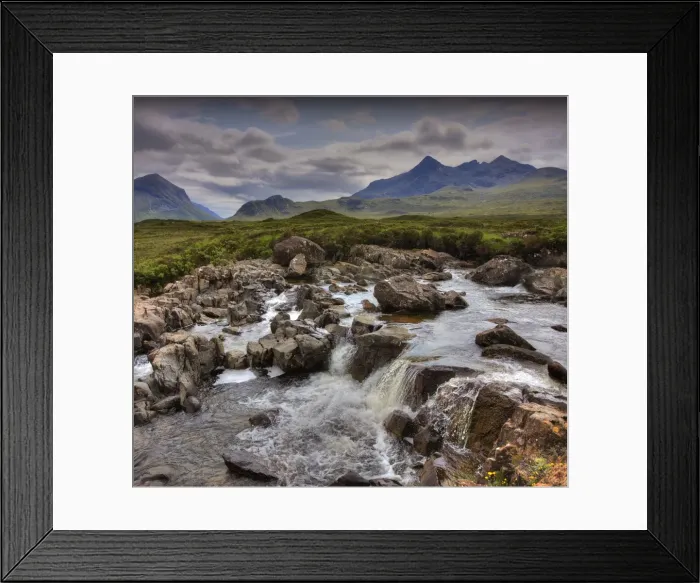 Framed Print : A view to the Cuillins near Sligachan, Isle of Skye, inner Hebrides, Scotland Framed Print : A view to the Cuillins near Sligachan, Isle of Skye, inner Hebrides, Scotland